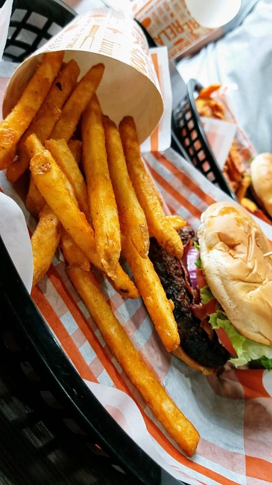 Back Yard Burgers | restaurant | 436 N Perkins Rd, Memphis, TN 38117, USA | 9017631833 OR +1 901-763-1833