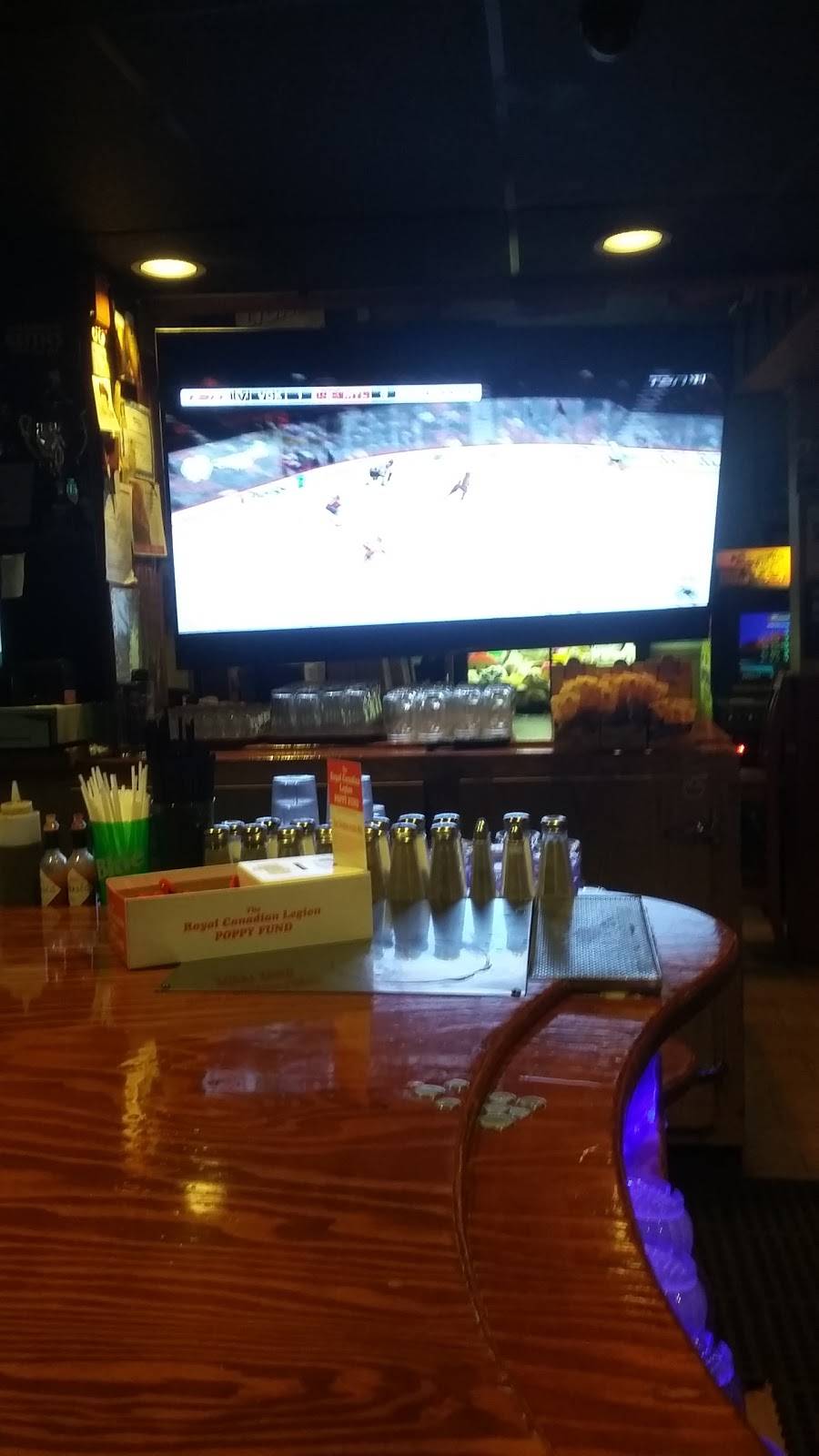 Time Out Pub & Grill | restaurant | 3422 Walker Rd, Windsor, ON N8W 3S5, Canada | 5192509298 OR +1 519-250-9298