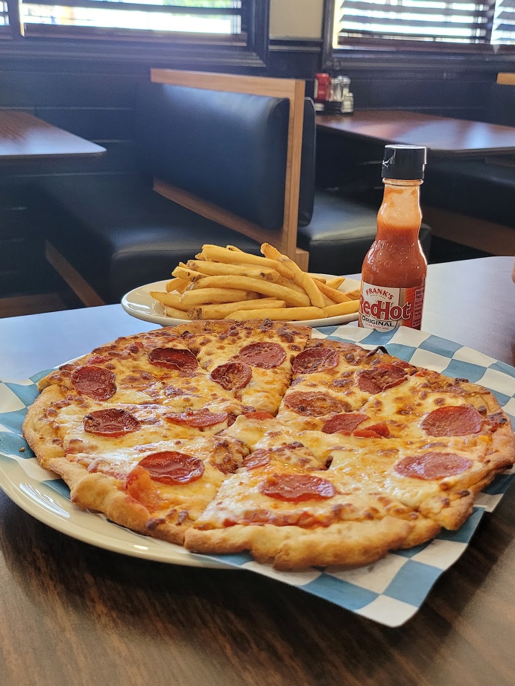 Js brothers restaurant | restaurant | 169 Benefit St, Pawtucket, RI 02861, USA | 4012293555 OR +1 401-229-3555