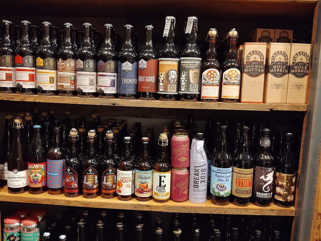 Beer Mule Bottle Shop + Pour House | restaurant | 45 Aviation Way, Watsonville, CA 95076, USA | 8312549789 OR +1 831-254-9789