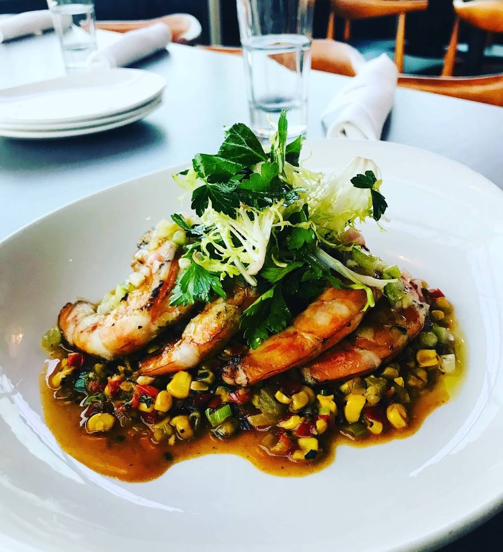 Foxyco | restaurant | 921 N Riverfront Blvd #300, Dallas, TX 75207, USA | 2142955532 OR +1 214-295-5532