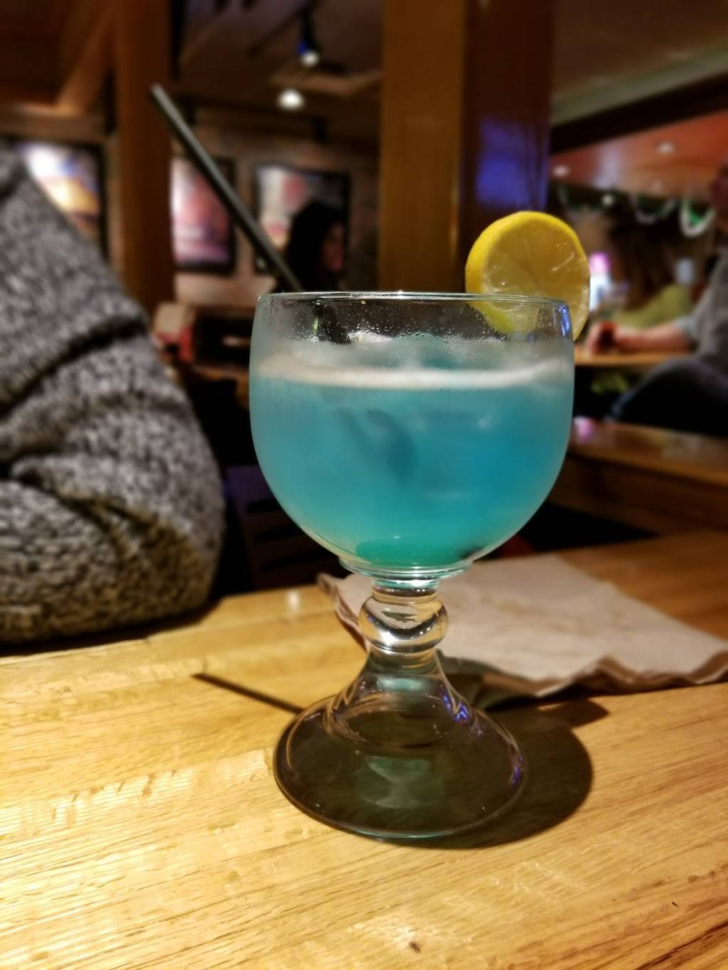 Applebees Grill + Bar | restaurant | 1705 E Tipton St, Seymour, IN 47274, USA | 8125241585 OR +1 812-524-1585