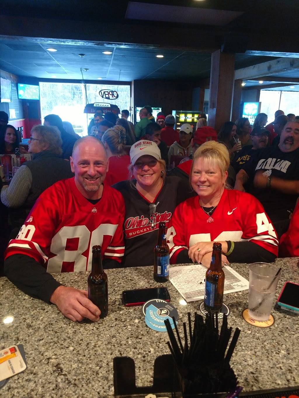 Dilly Ds Sports Grill | restaurant | 1422, 9750 Olde 8 Rd, Northfield, OH 44067, USA | 3304678869 OR +1 330-467-8869