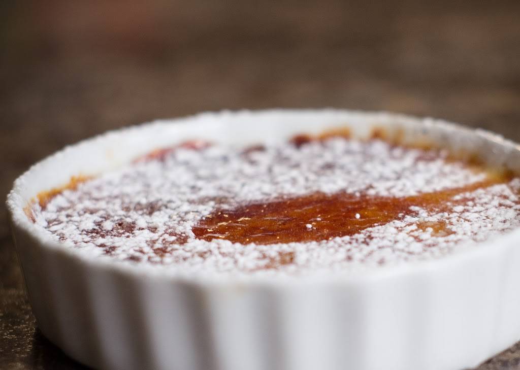 Crispignas Restaurant | restaurant | 1213 Ludington St, Escanaba, MI 49829, USA | 9067861213 OR +1 906-786-1213