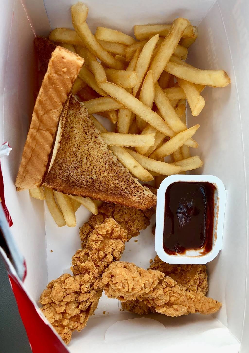 Dairy Queen Grill & Chill | restaurant | 10724 Chapman Hwy, Seymour, TN 37865, USA | 8652740082 OR +1 865-274-0082