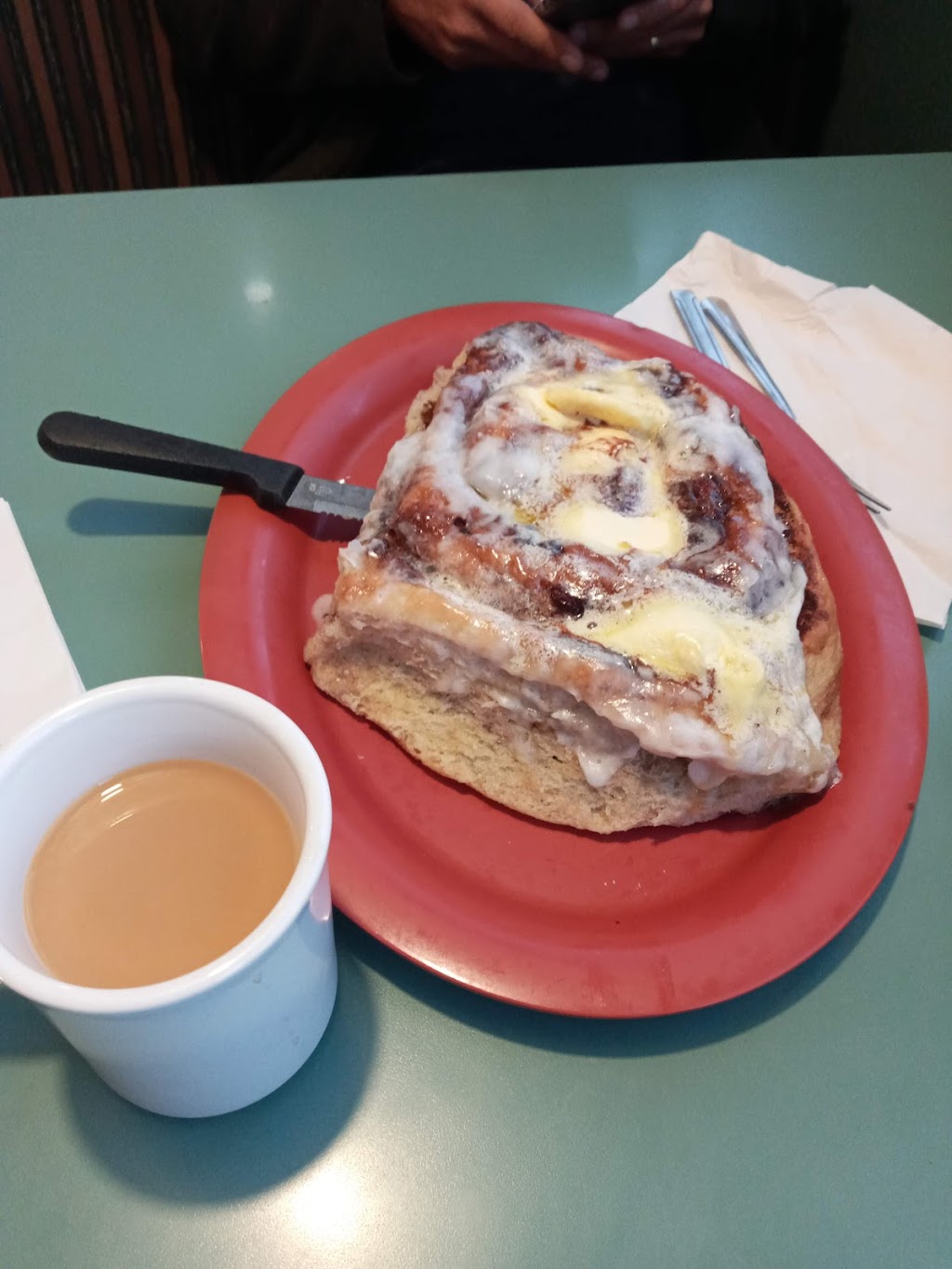 BeeGees Diner | restaurant | 506 E Main St, Rogue River, OR 97537, USA | 5415824147 OR +1 541-582-4147