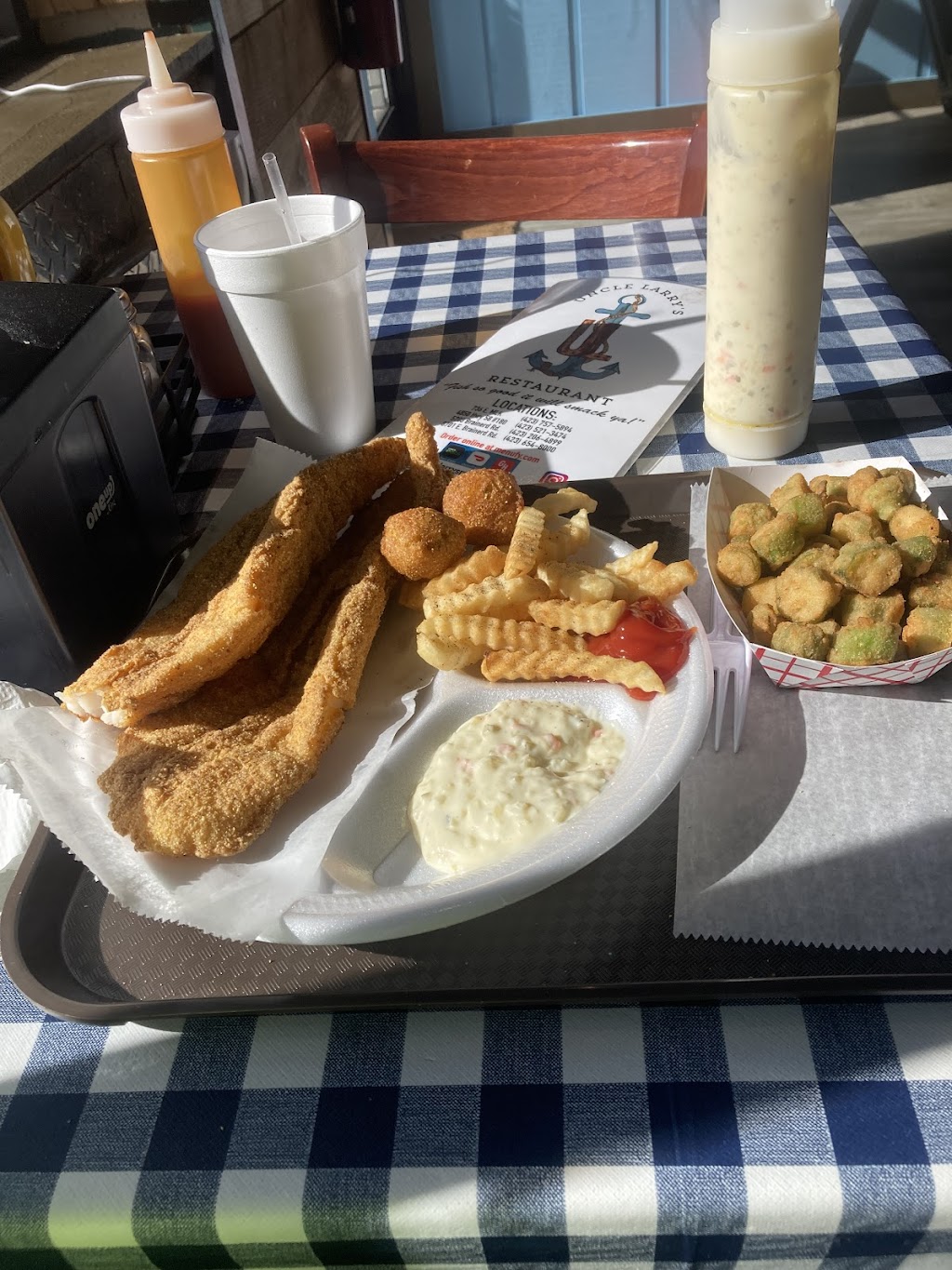 Uncle Larry’s | restaurant | 8700 E Brainerd Rd, Chattanooga, TN 37421, USA | 4236548000 OR +1 423-654-8000