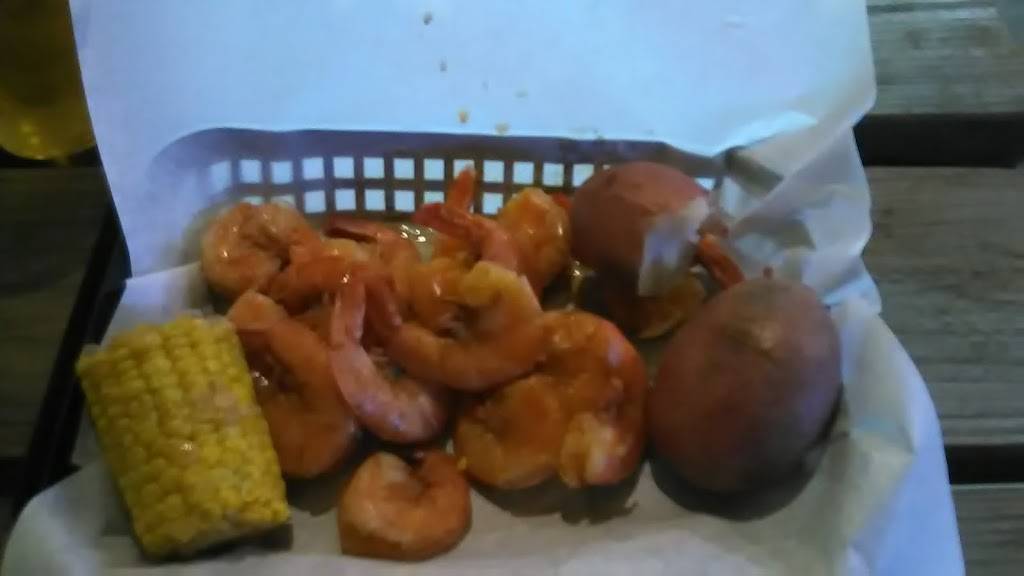 Salt Lickers | restaurant | 229 N Main St, Grand Saline, TX 75140, USA | 9033681375 OR +1 903-368-1375