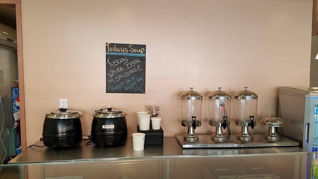 PASQUINELLIS | restaurant | 16205 Main St, Lower Lake, CA 95457, USA | 7079952338 OR +1 707-995-2338