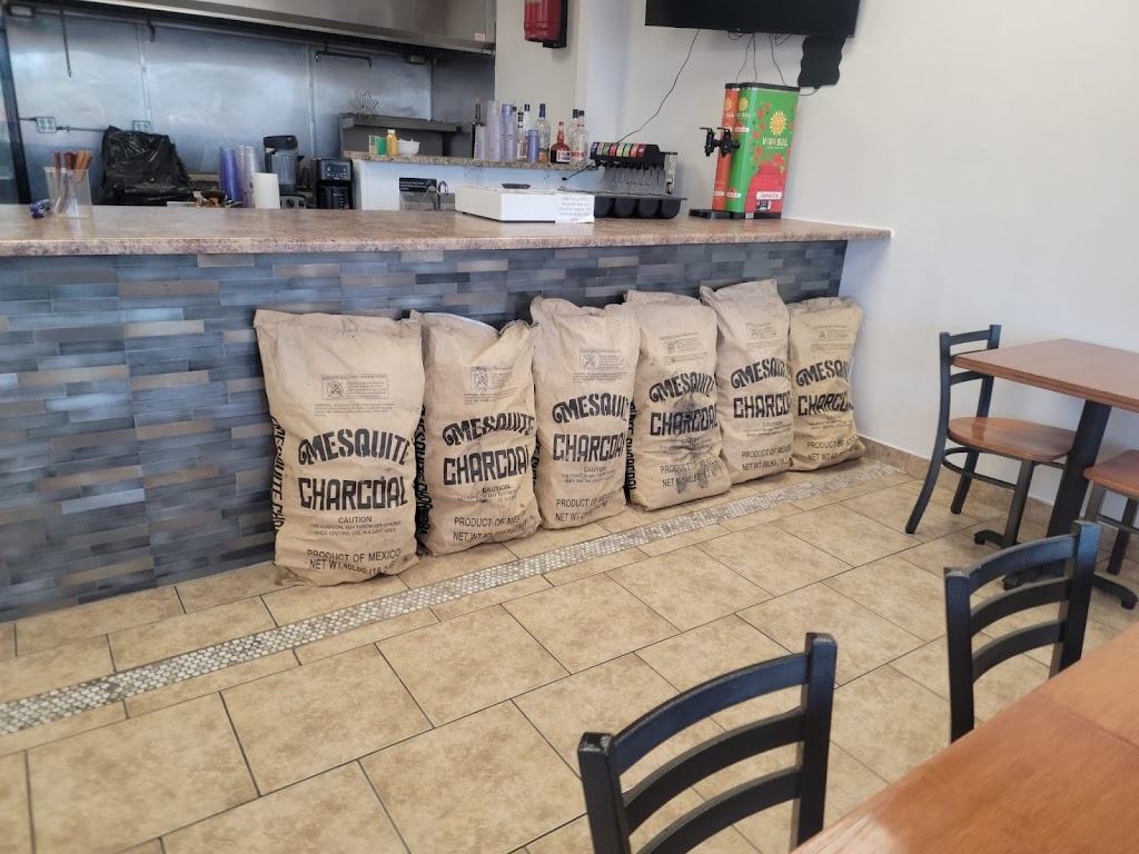 Un Buen Taco | restaurant | 10575 W Indian School Rd STE 101, Avondale, AZ 85392, USA | 6232897501 OR +1 623-289-7501