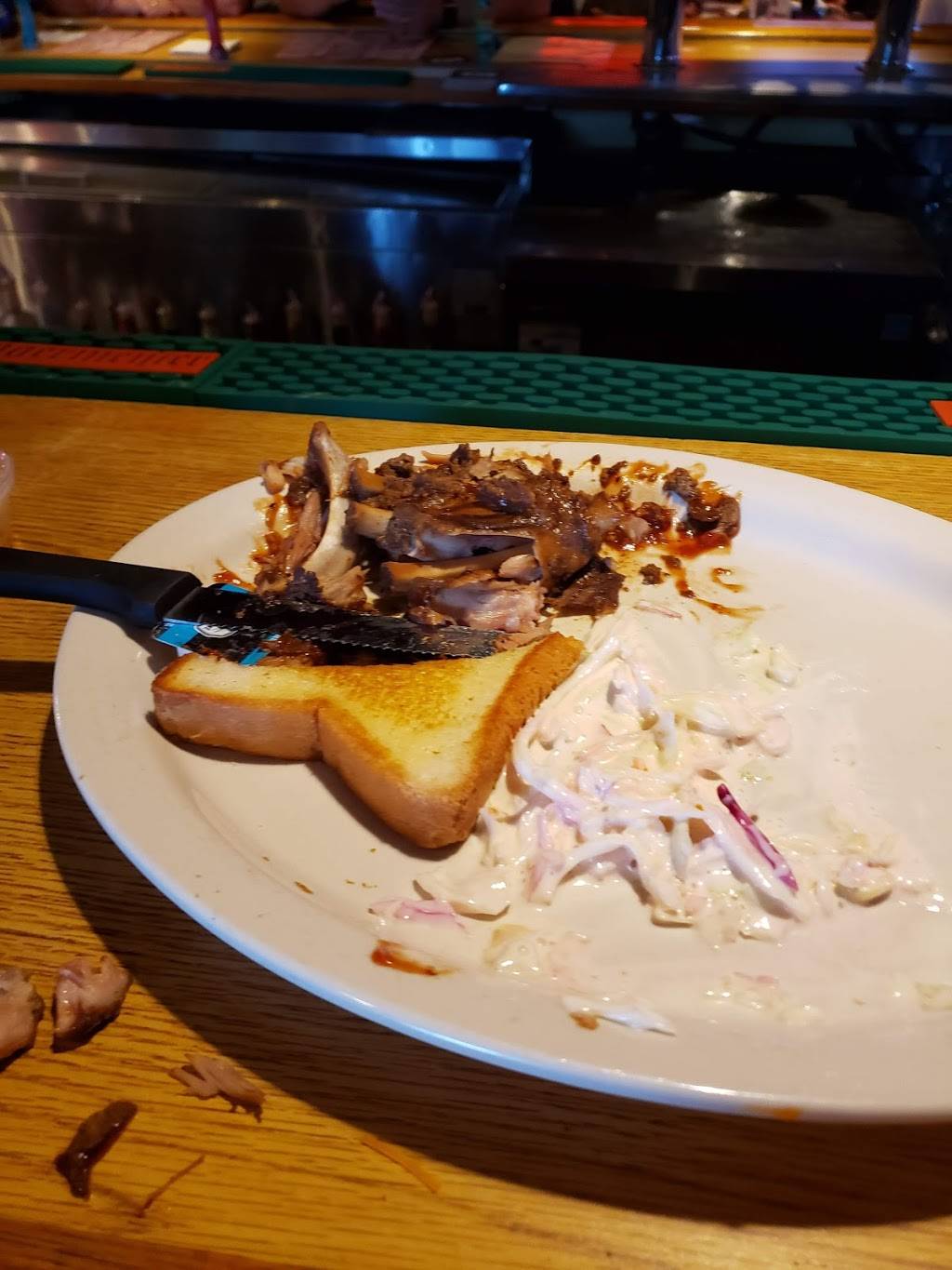 Hoggsbreath | night club | 2504 Rice St, St Paul, MN 55113, USA | 6514847067 OR +1 651-484-7067