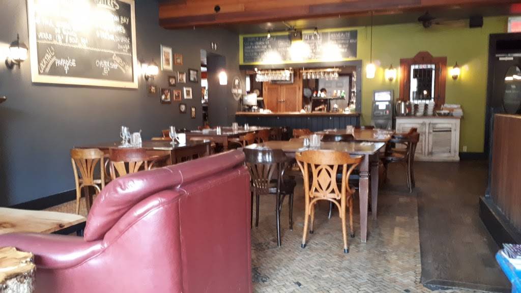 Pub LOurs Noir | restaurant | 4 Rue Saint Joseph, Warwick, QC J0A 1M0, Canada | 8193585108 OR +1 819-358-5108