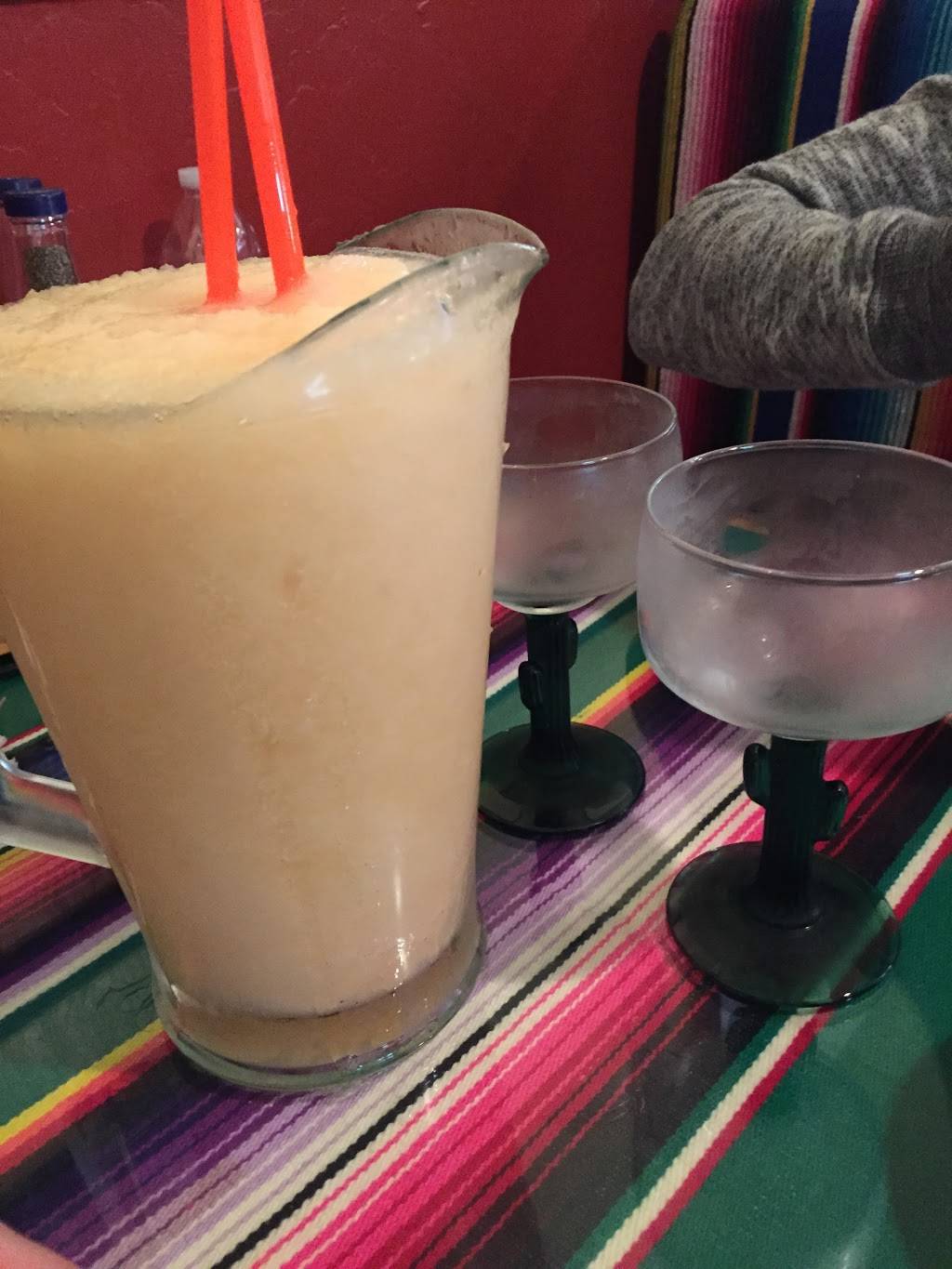 Casa Velasco Mexican Restaurant | restaurant | 54311 Rd 432, Bass Lake, CA 93604, USA | 5596832272 OR +1 559-683-2272