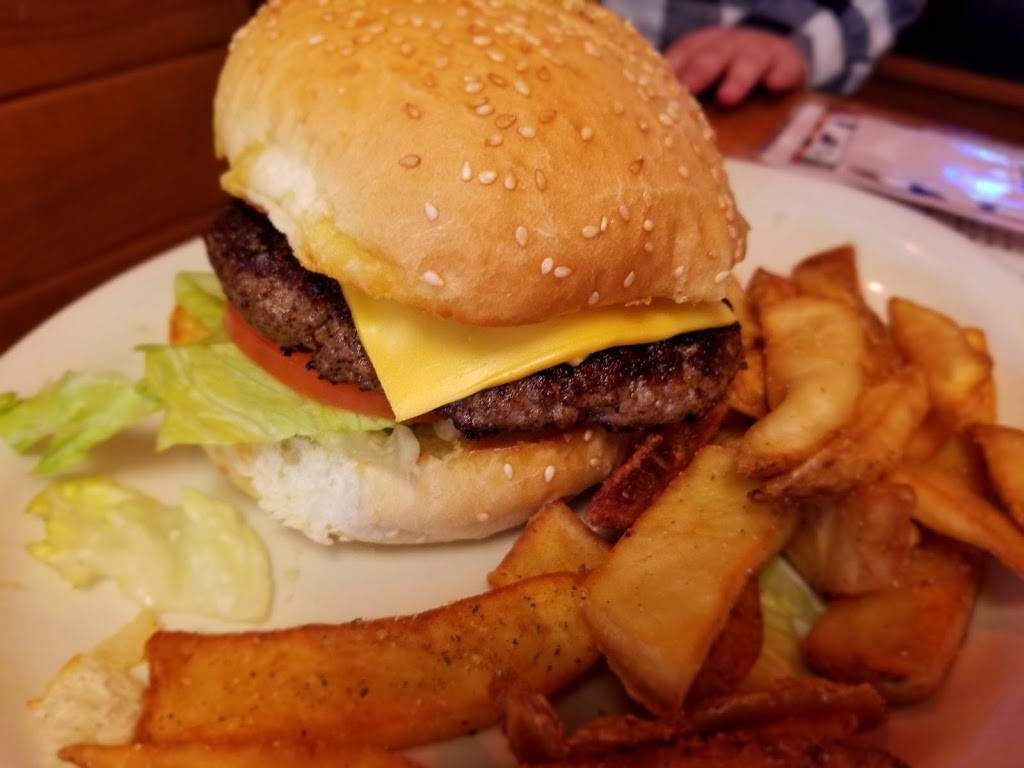 Texas Roadhouse | restaurant | 330 Reidville Dr Unit 2, Waterbury, CT 06705, USA | 2037570544 OR +1 203-757-0544