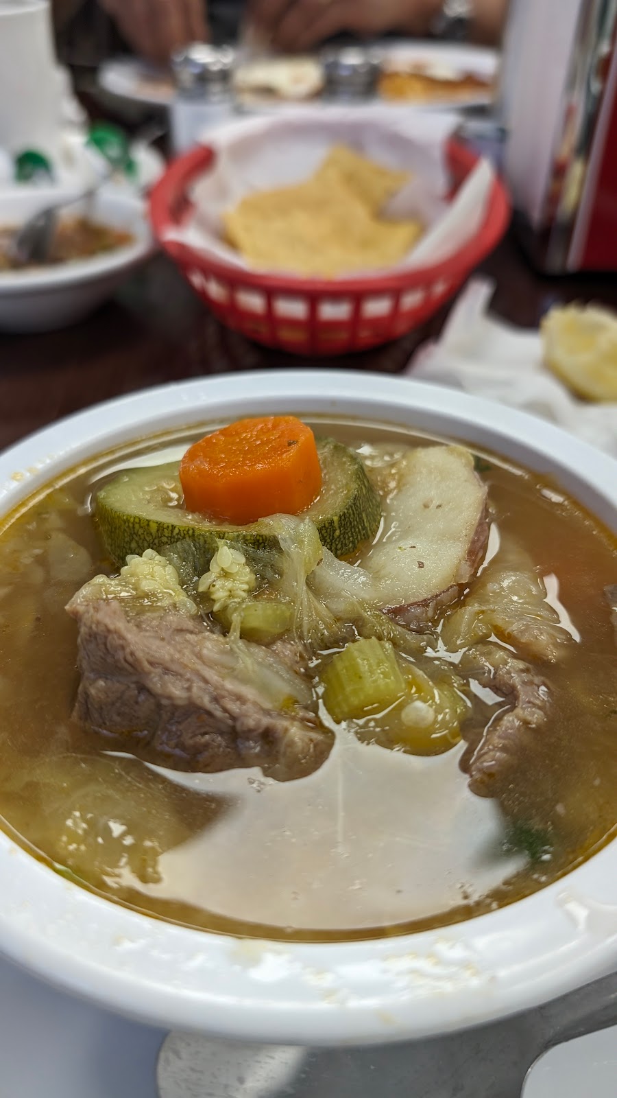 Ernie’s Cafe | restaurant | 6982 Industrial Ave, El Paso, TX 79915, USA | 9157787285 OR +1 915-778-7285