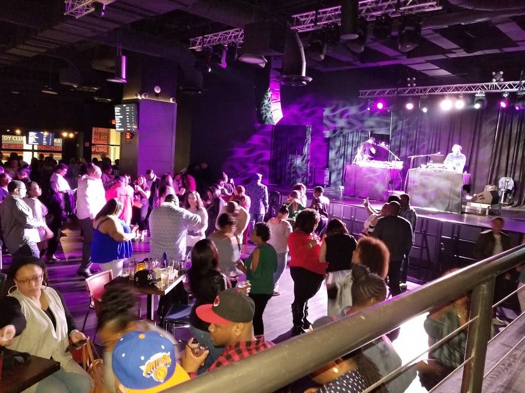 Skyloft Music & Restaurant LLC | restaurant | 1 Crossgates Mall Rd, Albany, NY 12203, USA | 5188695638 OR +1 518-869-5638