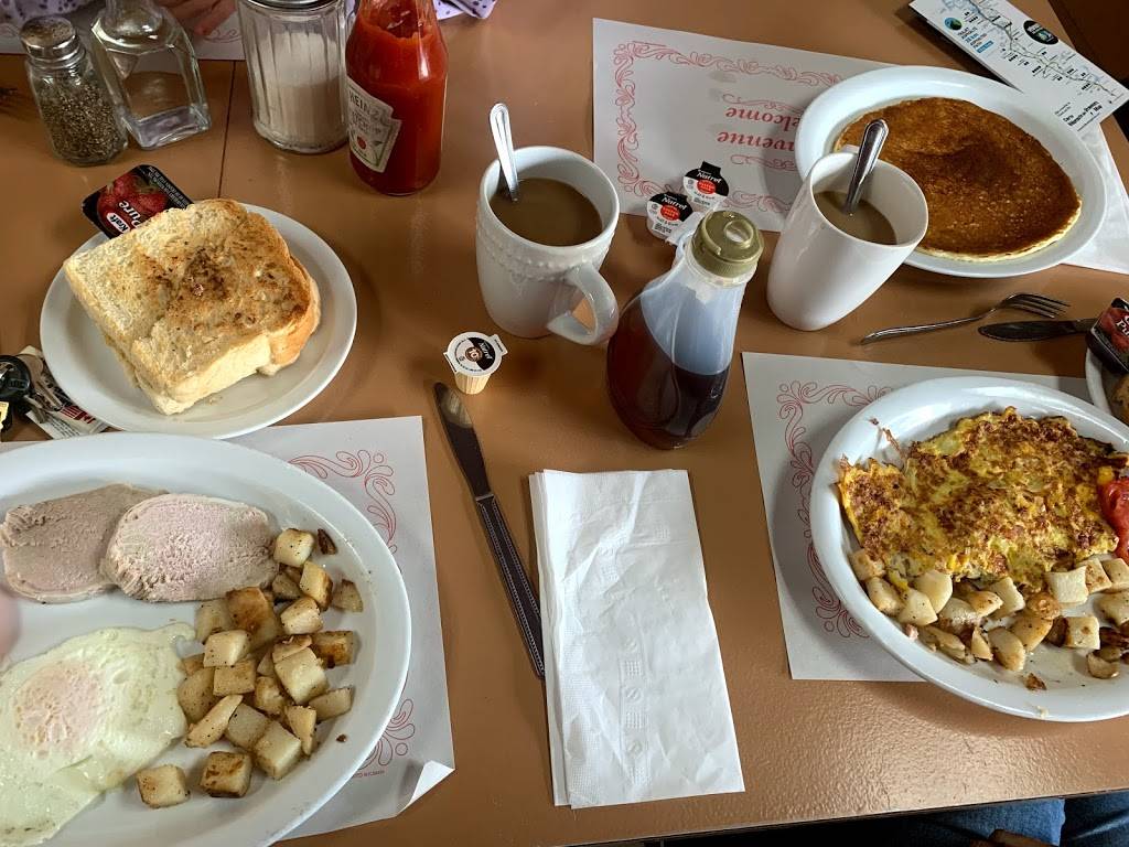 Restaurant Cafe Boulevard | restaurant | 197 Bd Desjardins, Maniwaki, QC J9E 2C9, Canada | 8194492427 OR +1 819-449-2427