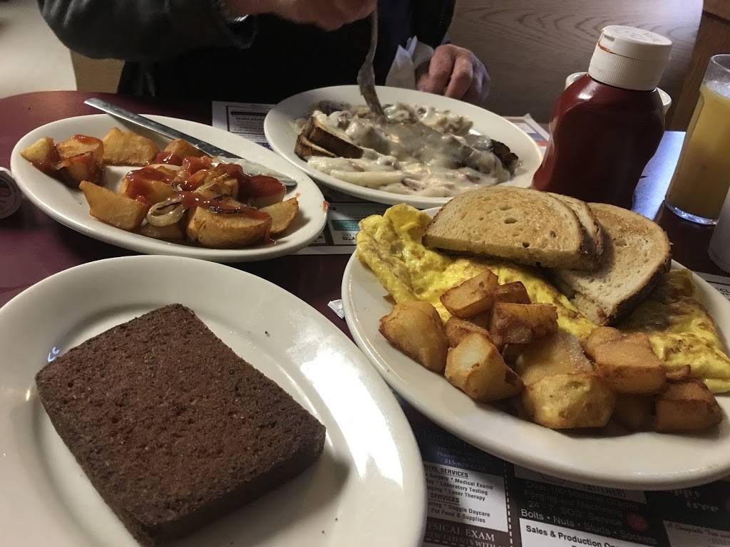 Powderbourne Sportsmans Club | restaurant | 2071 Baus Rd, East Greenville, PA 18041, USA | 2156799860 OR +1 215-679-9860