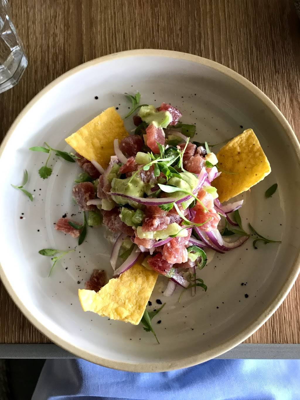 Diez y Seis | restaurant | 1901 Collins Ave, Miami Beach, FL 33139, USA | 3056953226 OR +1 305-695-3226