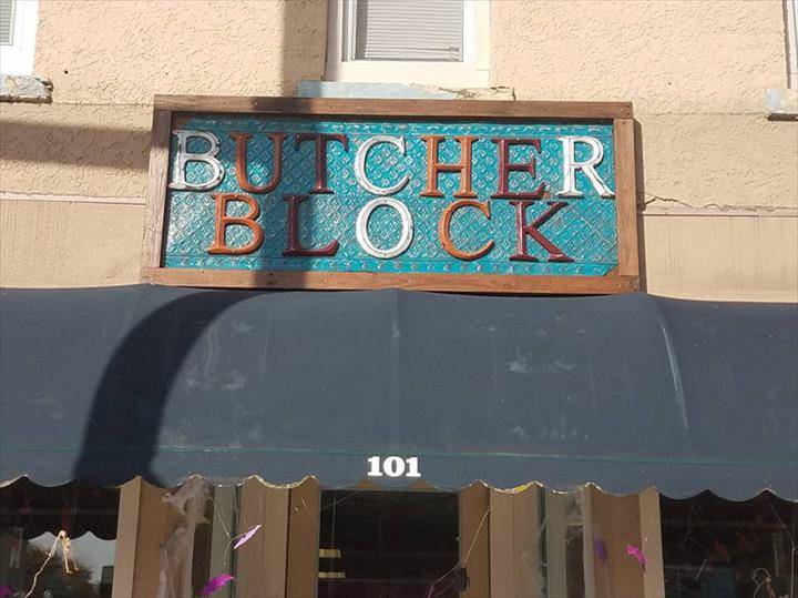 The Butcher Block | restaurant | 106 W Bremer Ave, Waverly, IA 50677, USA | 3195592166 OR +1 319-559-2166