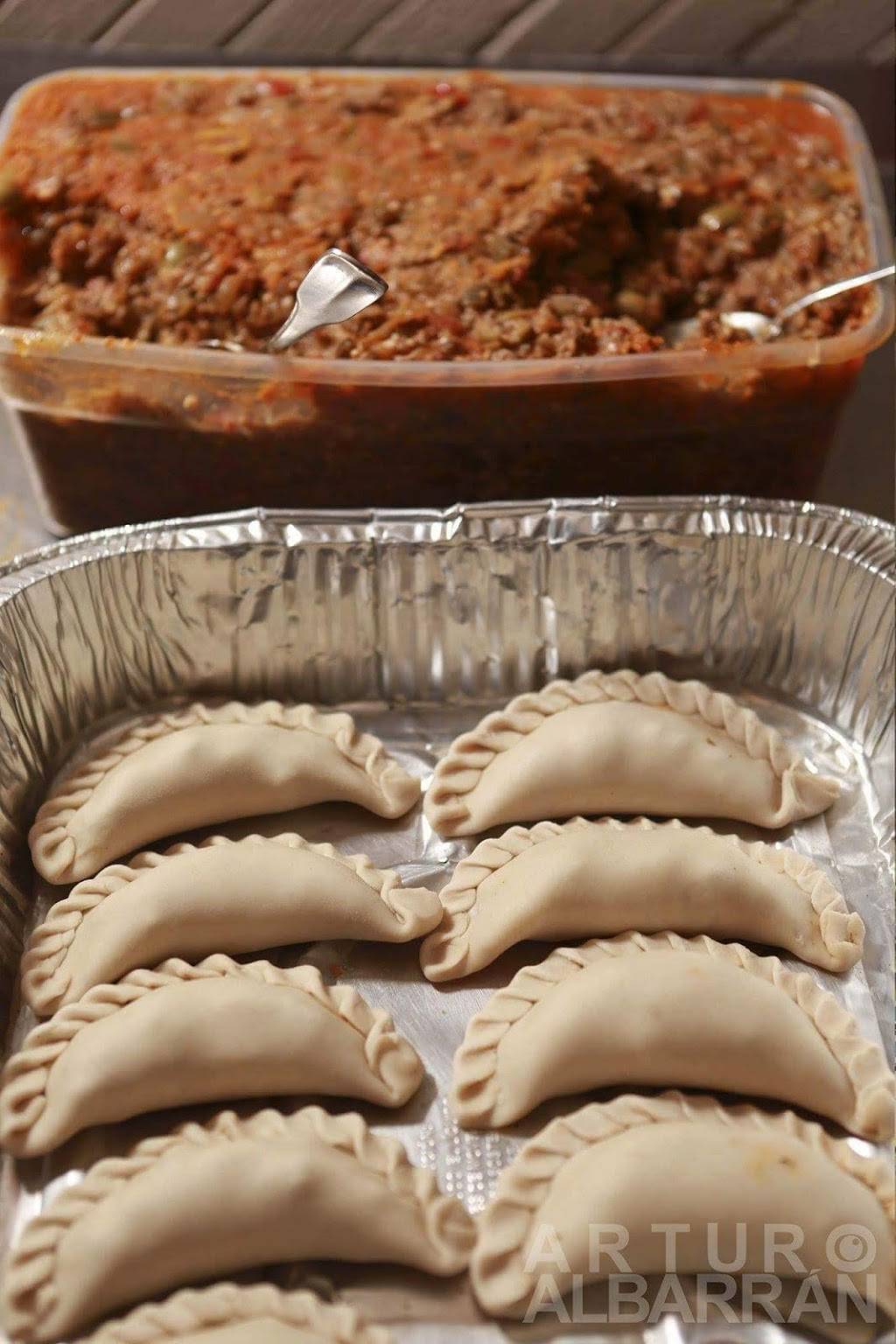 La Argentina Empanadas Y Mas | restaurant | Vista Encantada, Rancho Chula Vista, 22707 Rosarito, B.C., Mexico | 016611201595 OR +52 661 120 1595