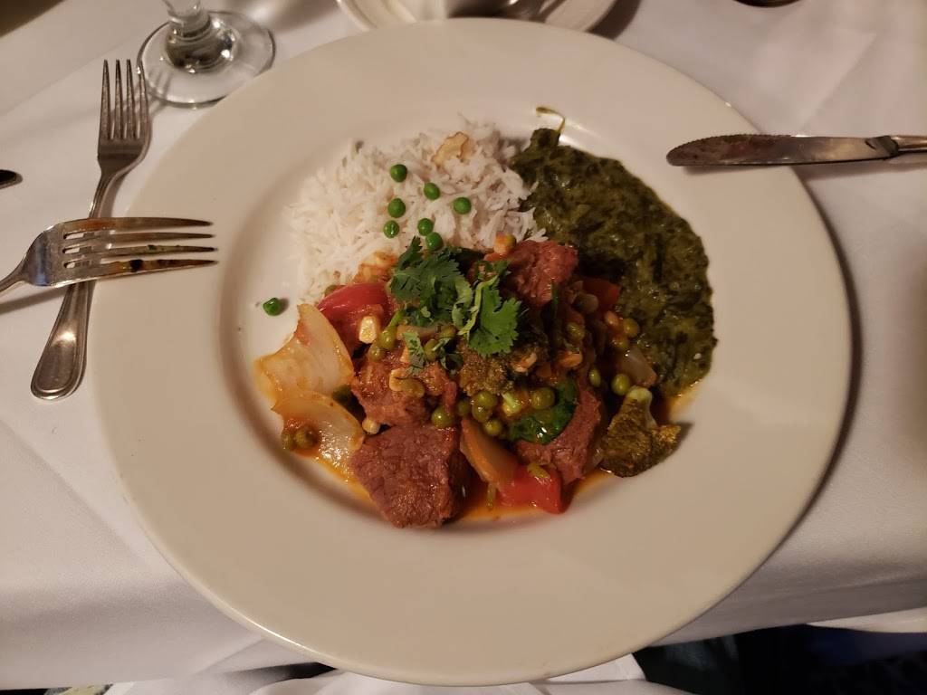 Ambassador Dining Room | restaurant | 3811 Canterbury Rd, Baltimore, MD 21218, USA | 4103661484 OR +1 410-366-1484