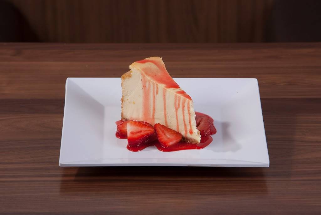 Studio Movie Grill Wheaton | restaurant | 301 Rice Lake Square, Wheaton, IL 60189, USA | 6304809557 OR +1 630-480-9557