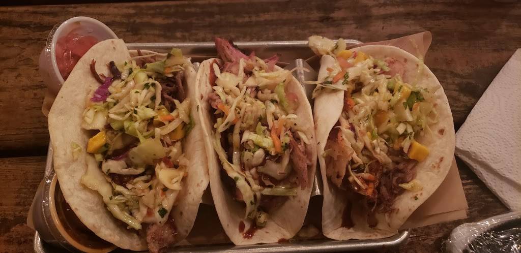 The Pig & Pint | restaurant | 3139 N State St, Jackson, MS 39216, USA | 6013266070 OR +1 601-326-6070