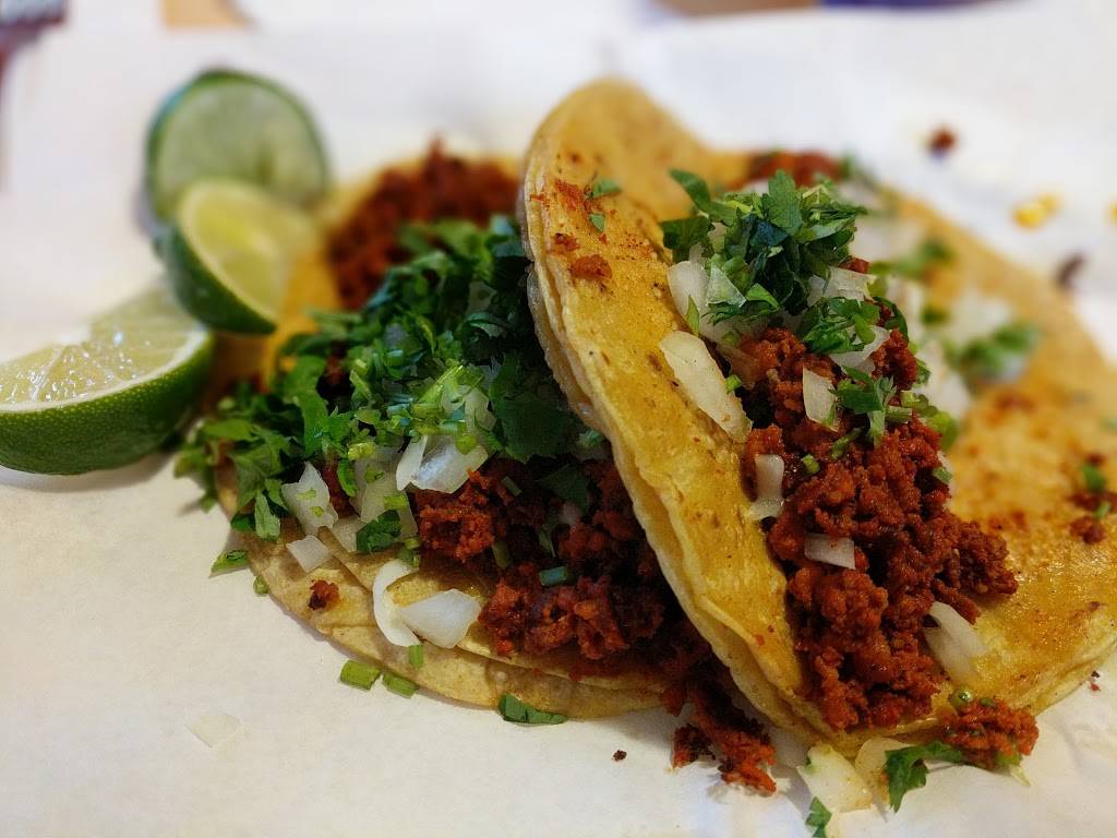 Tacos El Cuñado | restaurant | 442 Baypark Dr, Holland, MI 49424, USA | 6162987225 OR +1 616-298-7225