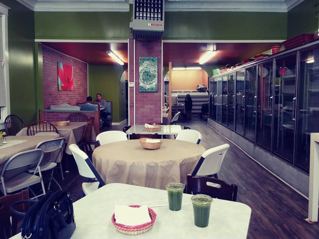 Yvolinas Tamales | restaurant | 814 W 18th St, Chicago, IL 60608, USA | 3127313167 OR +1 312-731-3167