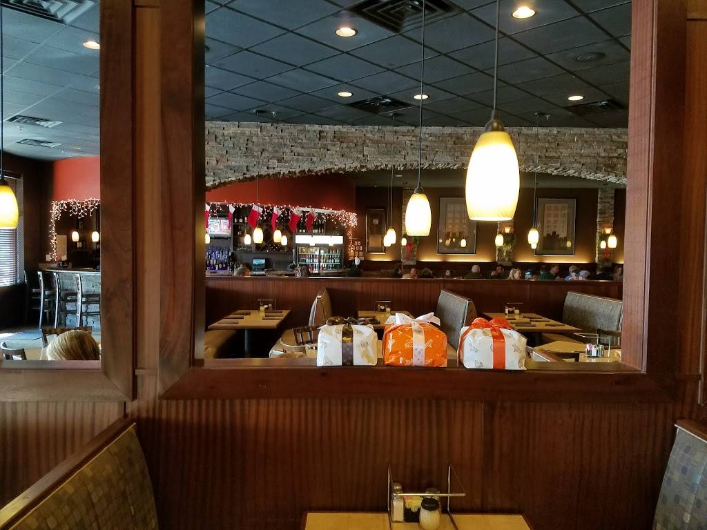 Giannas Pizzeria & Restaurant | restaurant | 7386 Harbour Towne Pkwy, Suffolk, VA 23435, USA | 7573941255 OR +1 757-394-1255