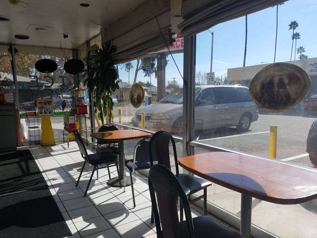 Lucys Place | restaurant | 3029 Lincoln Ave, Altadena, CA 91001, USA | 6263983122 OR +1 626-398-3122