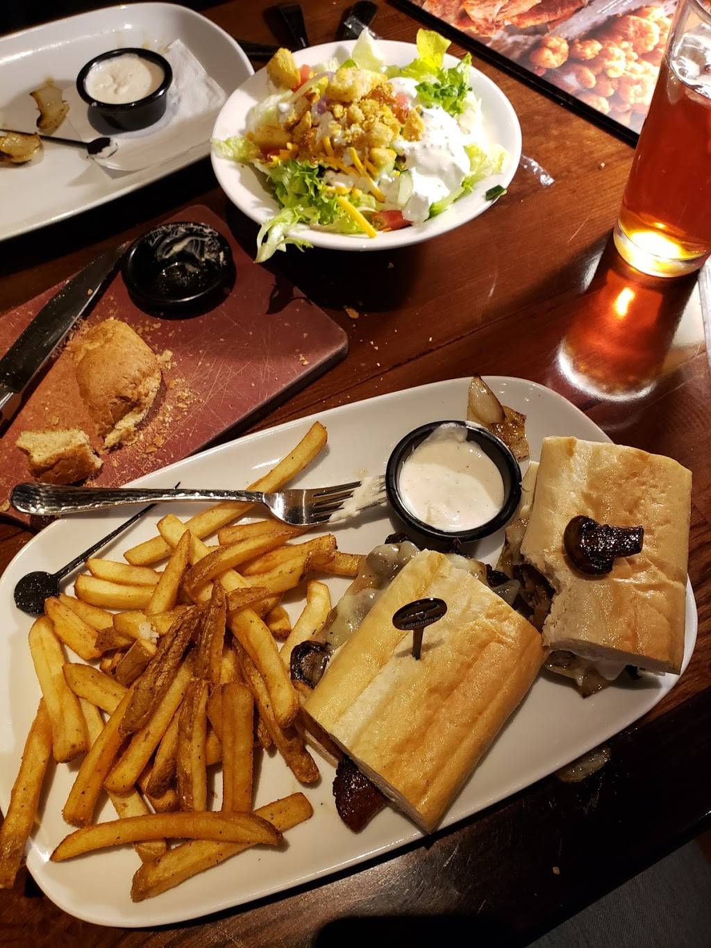 LongHorn Steakhouse | meal takeaway | 10047 N Metro Pkwy E, Phoenix, AZ 85051, USA | 6022169531 OR +1 602-216-9531