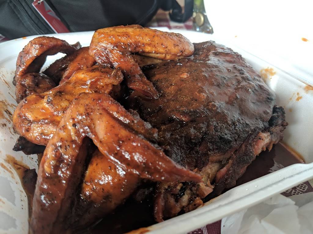 Ropers Ribs | restaurant | 6929 W Florissant Ave, St. Louis, MO 63136, USA | 3143816200 OR +1 314-381-6200