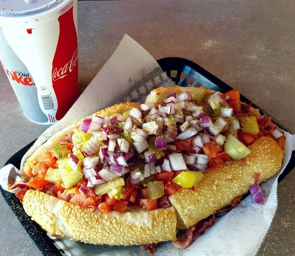 DeFrankos Submarines | restaurant | 7532 Woodley Ave, Van Nuys, CA 91406, USA | 8187809556 OR +1 818-780-9556