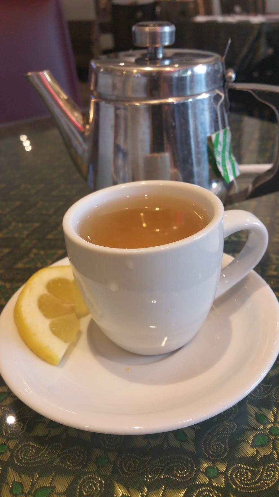 Siam Smile Thai Cuisine | restaurant | 1907 W Magnolia Blvd, Burbank, CA 91506, USA | 8185585051 OR +1 818-558-5051