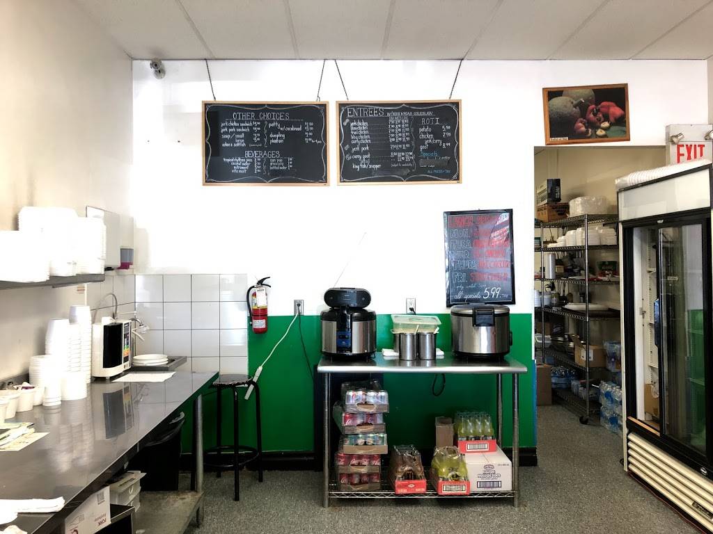 JVs Taste Buds Caribbean Grill | restaurant | 2806 Victoria Park Ave, North York, ON M2J 4A8, Canada | 4162983899 OR +1 416-298-3899