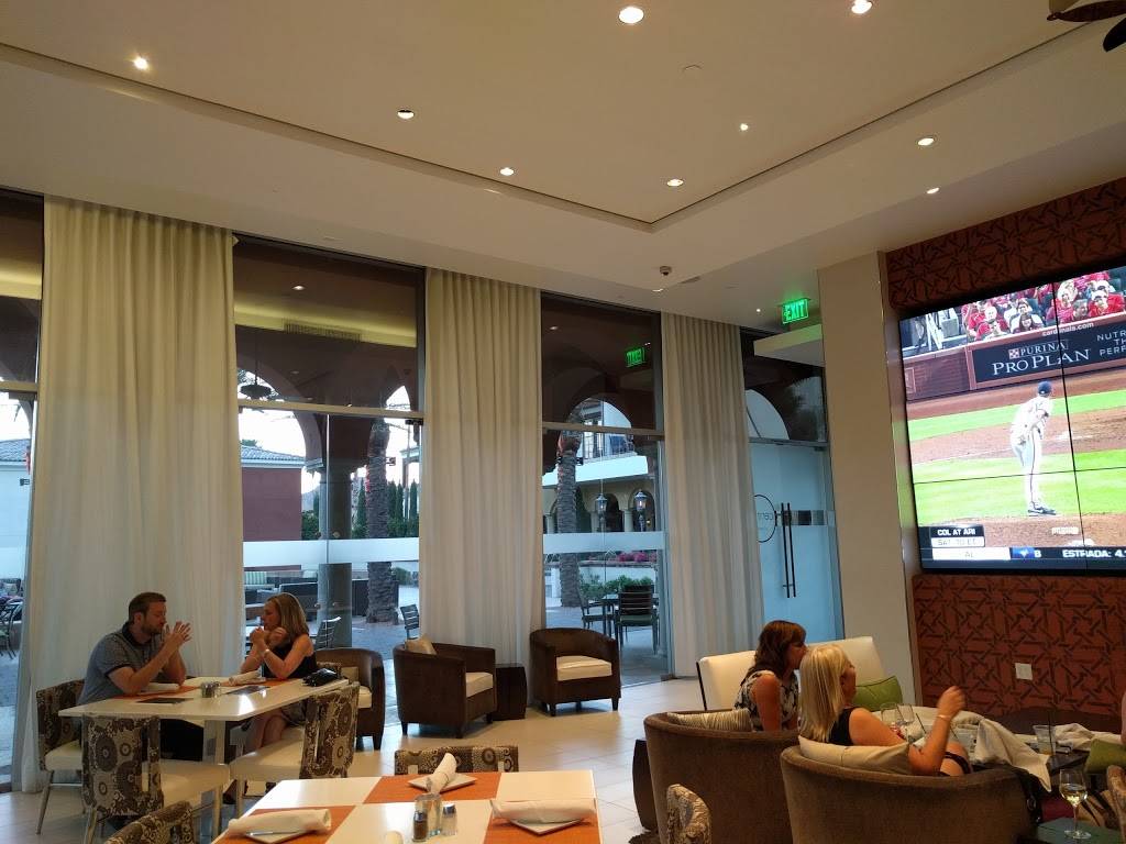 Centro Lounge | restaurant | 4949 E Lincoln Dr, Scottsdale, AZ 85253, USA | 4806273043 OR +1 480-627-3043