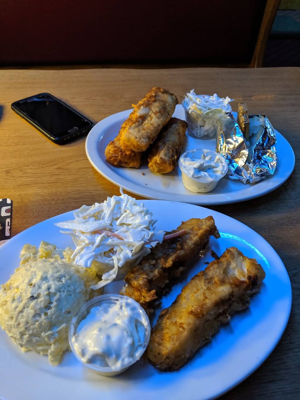 Bears Den | restaurant | 206 Lake St, Pepin, WI 54759, USA | 7154423451 OR +1 715-442-3451