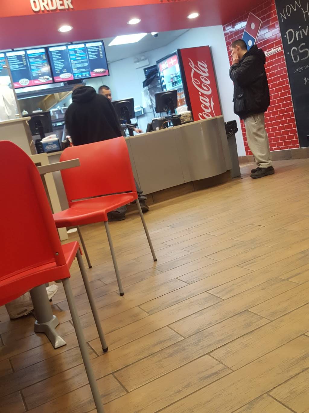 Dominos Pizza | meal delivery | 4039 W 26th St, Chicago, IL 60623, USA | 7732773166 OR +1 773-277-3166