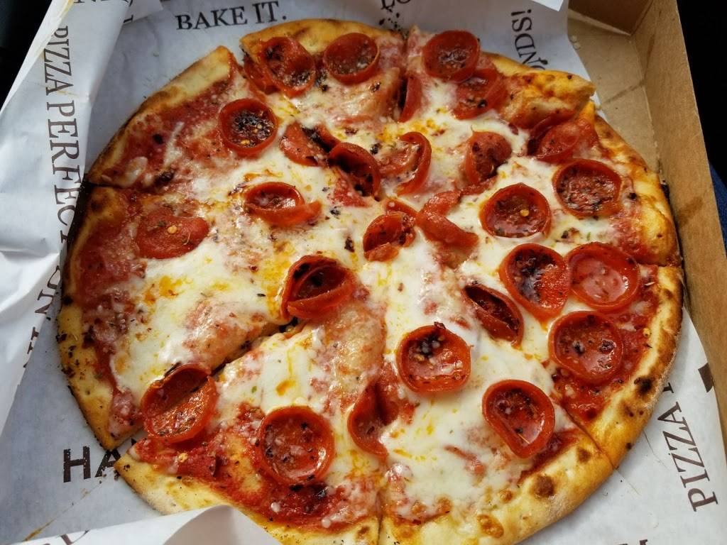 Rise Pies | restaurant | 200 Tanger Outlets Blvd, Pooler, GA 31322, USA | 9124505200 OR +1 912-450-5200