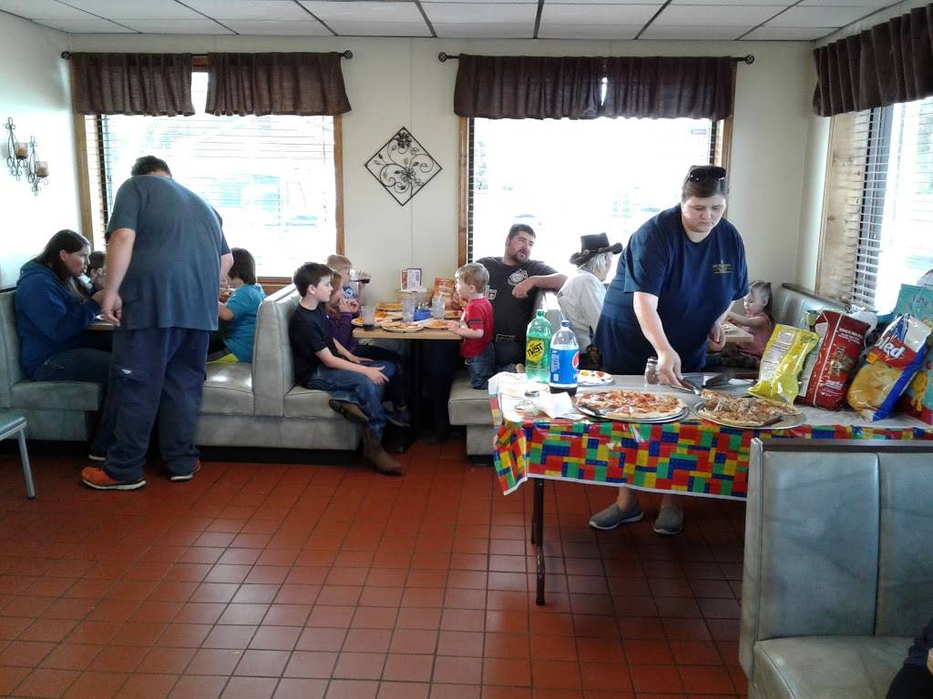 Pizza Plus | restaurant | 6305 W Andrew Johnson Hwy, Mosheim, TN 37818, USA | 4236390400 OR +1 423-639-0400