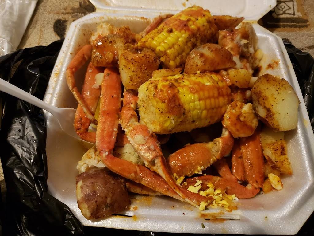 Rodneys Crabs & More | restaurant | 2755 President Barack Obama Hwy, Riviera Beach, FL 33404, USA | 5618893697 OR +1 561-889-3697