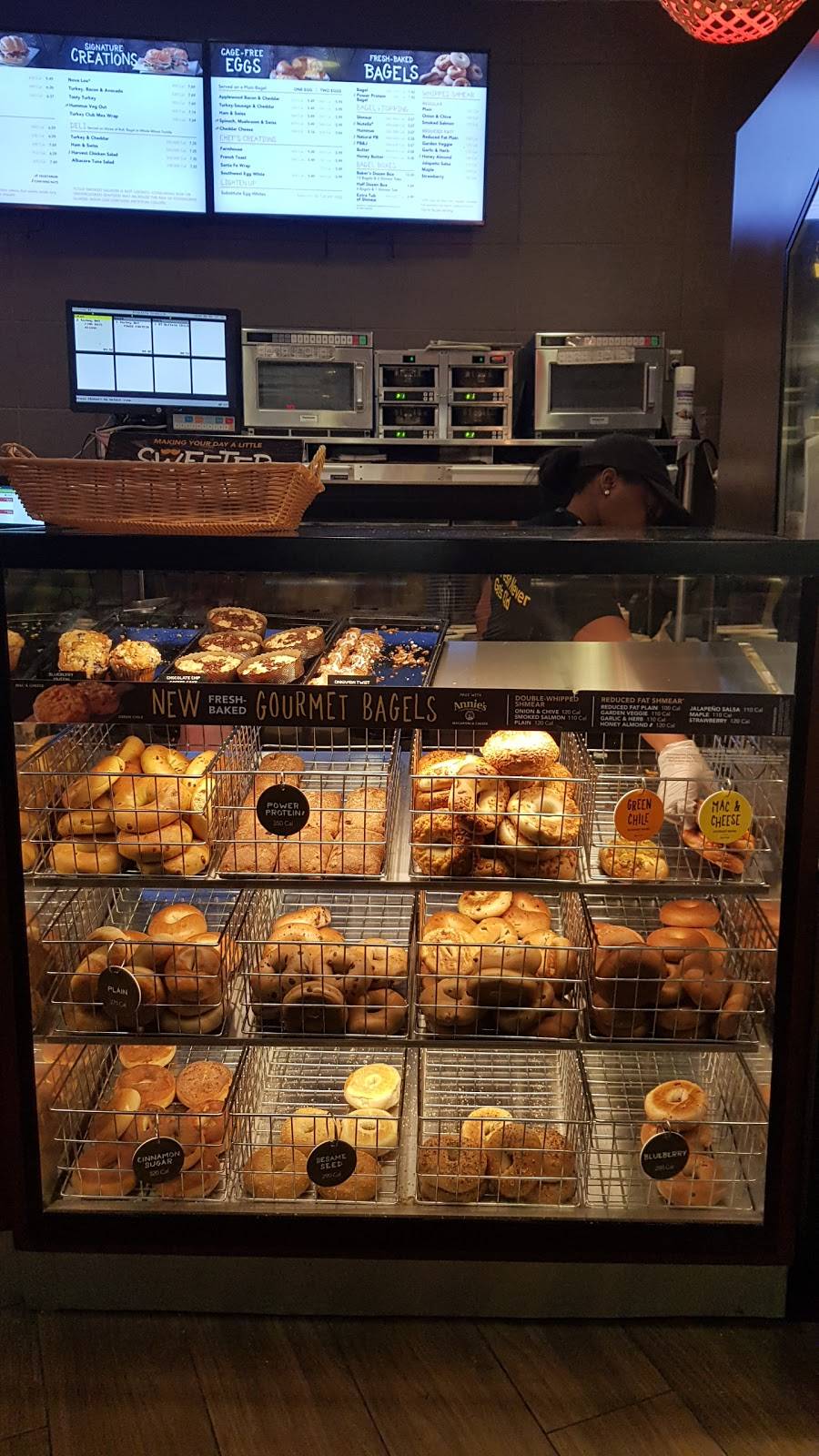 Einstein Bros. Bagels | bakery | 100 Terminal Drive Terminal 3 - Concourse E, Fort Lauderdale, FL 33315, USA | 9547064042 OR +1 954-706-4042