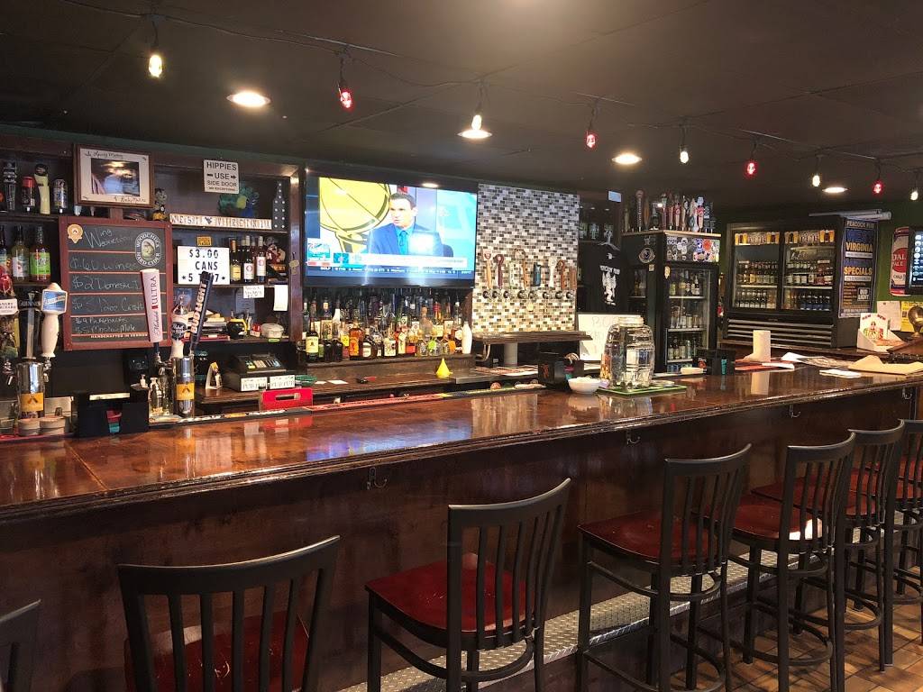 Peacock Pub | restaurant | 1335 Appalachian Hwy, Pineville, WV 24874, USA | 3047327831 OR +1 304-732-7831