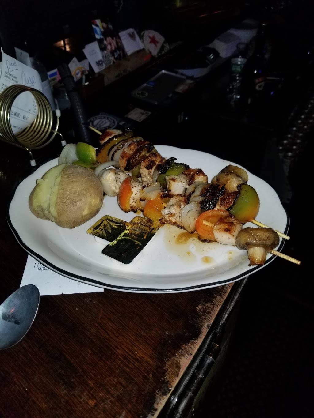 Dalys Irish Pub | restaurant | 4201 Comly St, Philadelphia, PA 19135, USA | 2155332080 OR +1 215-533-2080