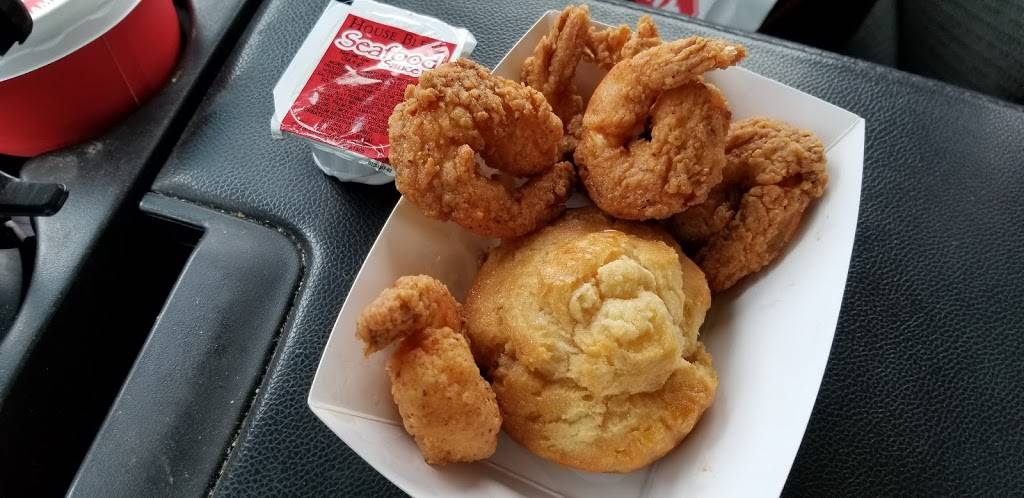 Krispy Krunchy Chicken | restaurant | 12700 Leonard Pkwy, North Jackson, OH 44451, USA | 3305387155 OR +1 330-538-7155