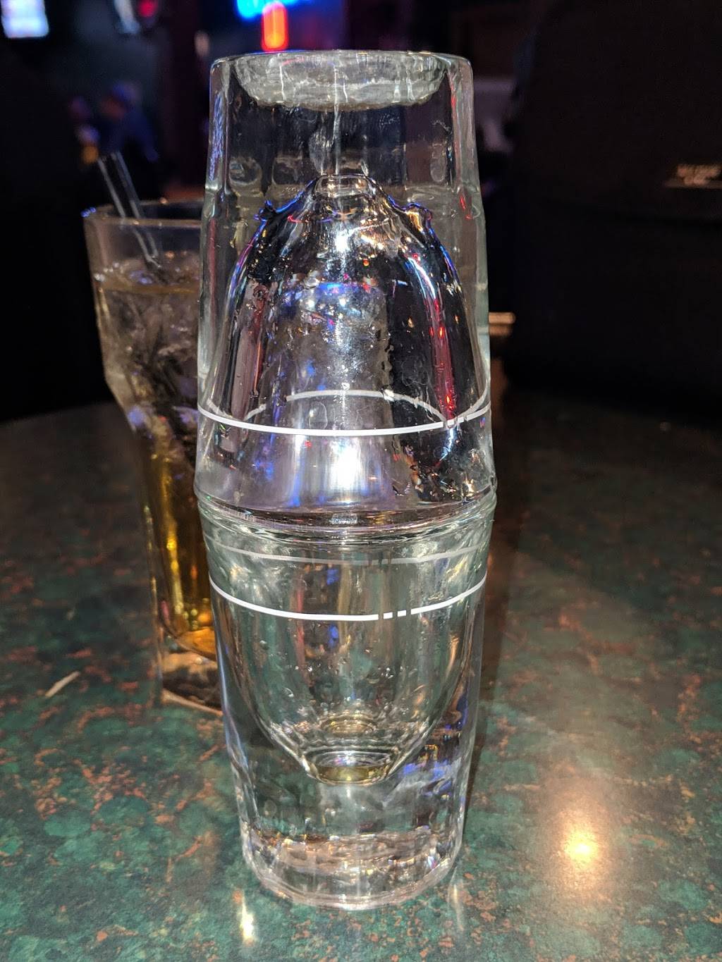 Redeye Tavern and Grill | restaurant | 8437 W Center Rd, Omaha, NE 68124, USA | 4023937775 OR +1 402-393-7775