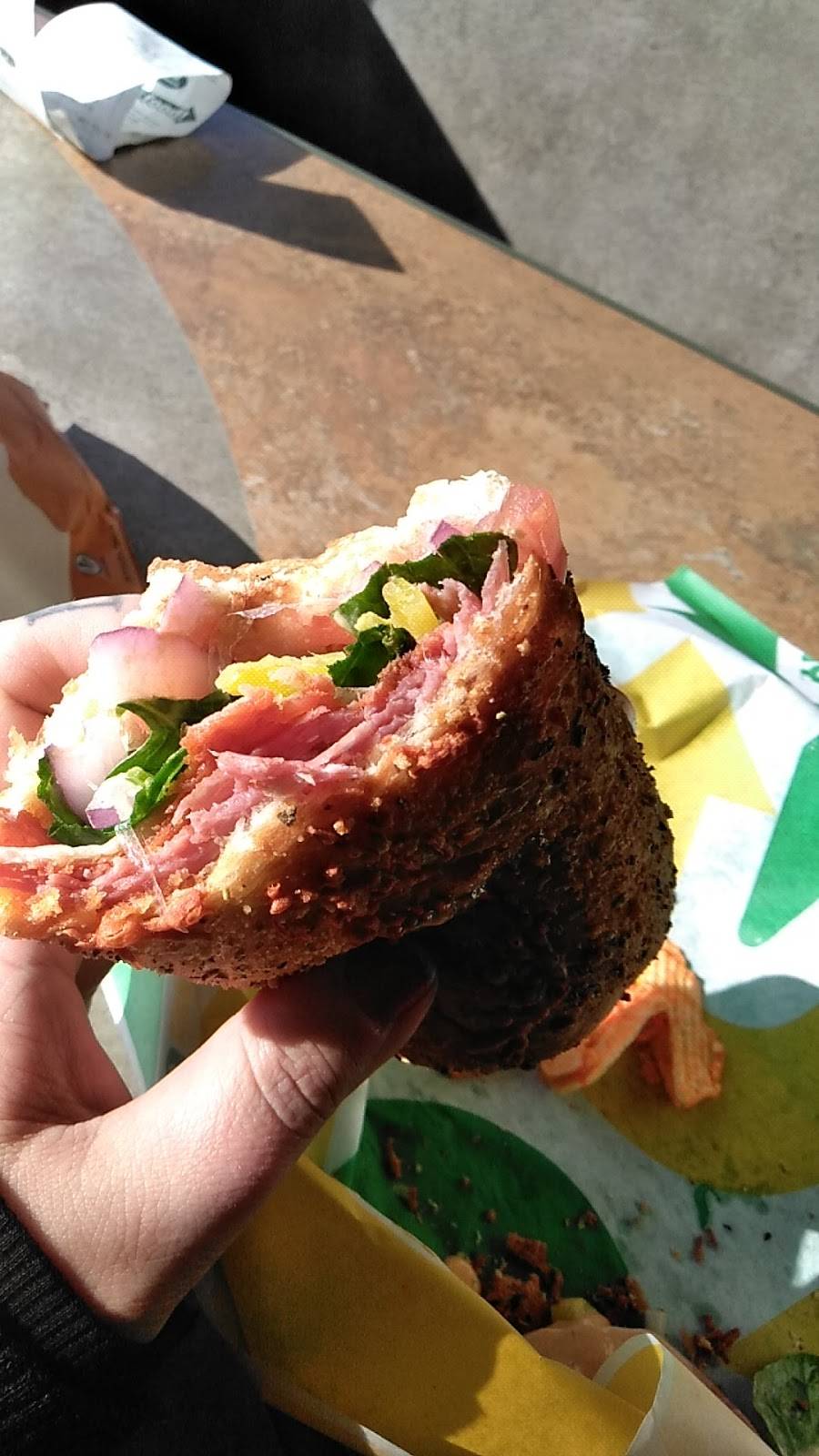 Subway Restaurants | restaurant | 502 Washington Rd, Washington, PA 15301, USA | 7242289332 OR +1 724-228-9332