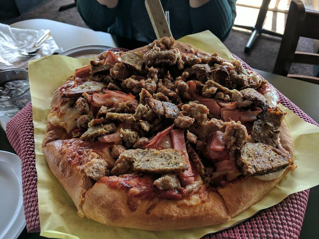 Vinnys Italian Restaurant | restaurant | 2101 E Lambert Rd, La Habra, CA 90631, USA | 5626943400 OR +1 562-694-3400